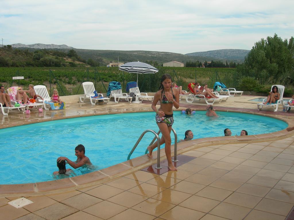 Les Chalets Du Relais D'Aguilar Tuchan Buitenkant foto